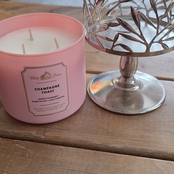 7 Piece Candle Lot - Picture 5 of 5